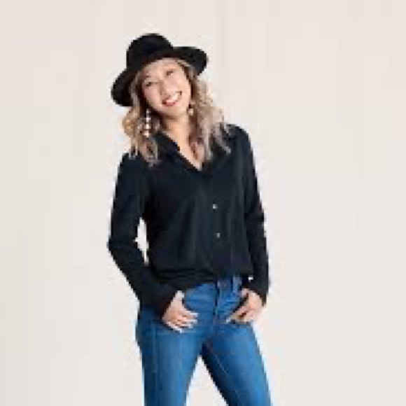 Bundle- LulaRoe Valentina’s 🦀  🐚 😎☀️🍉⛱ - Picture 7 of 9